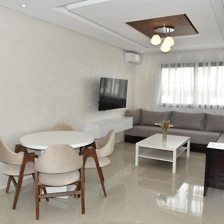 Lovely Apartment With Pool & Gym Kenitra Eksteriør bilde
