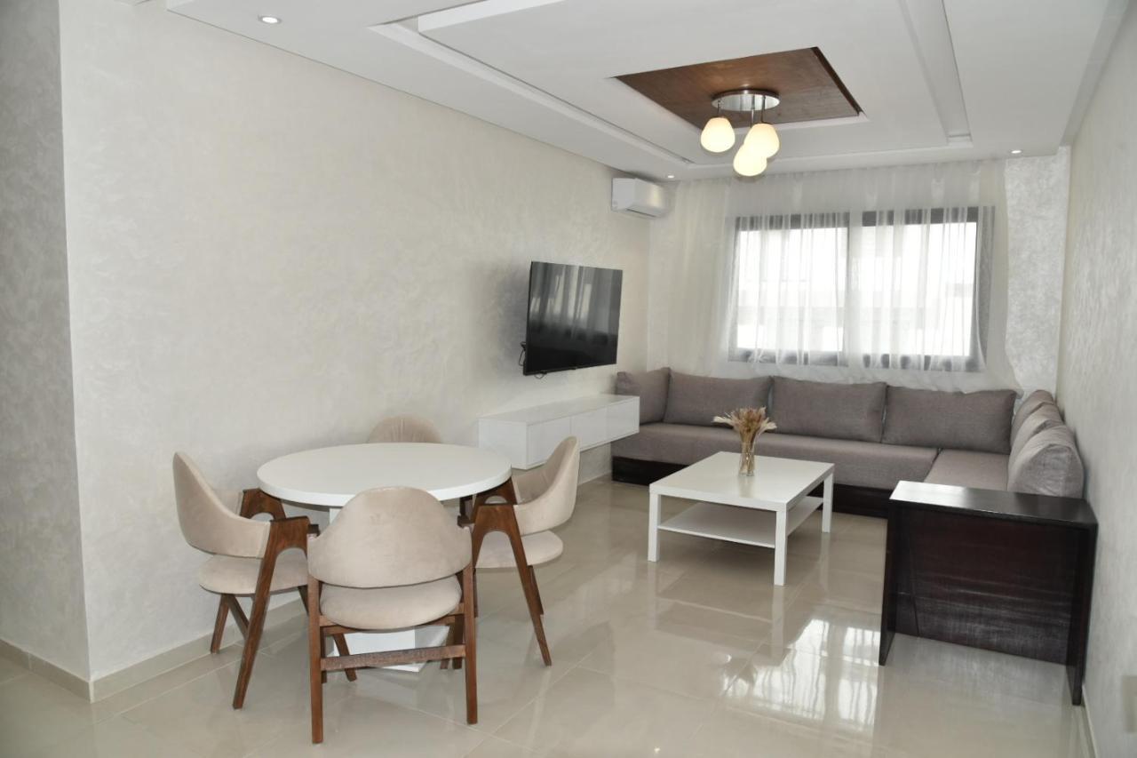 Lovely Apartment With Pool & Gym Kenitra Eksteriør bilde